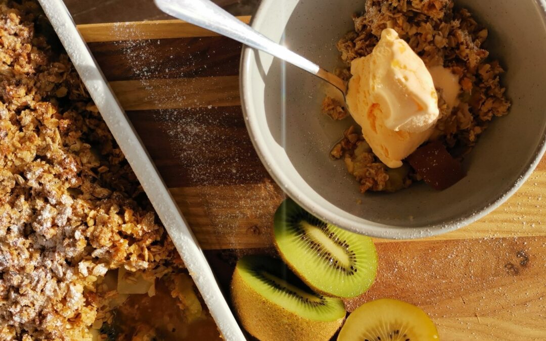 Kiwifruit & Pear Crumble